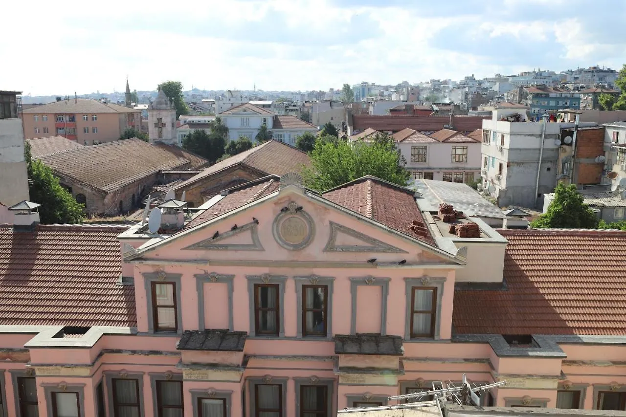 Laos Istanbul Town Hauseアパートメント トルコ