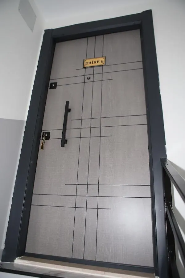 Laos Istanbul Town Hause Apartment