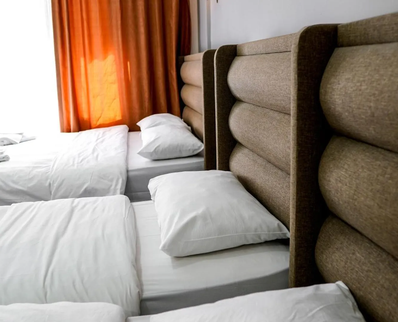 Laos Istanbul Town Hause Apartment